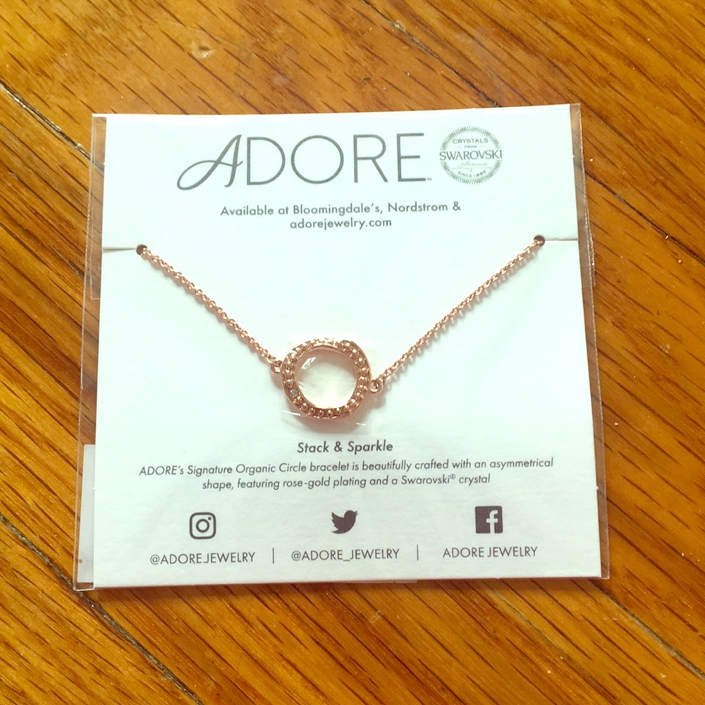 Adore circle bracelet in rose gold unopened